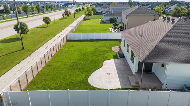 6511 Osgood Parkway S, Fargo, ND 58104