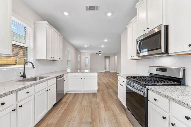 1130 Campside Drive, Beasley, TX 77417