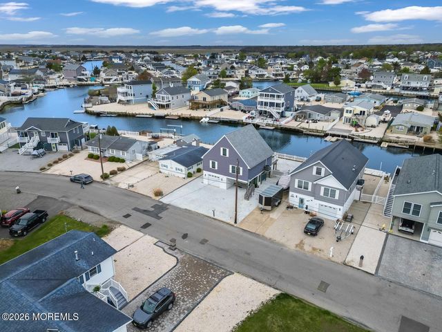 58 Lake Superior Drive, Little Egg Harbor, NJ 08087
