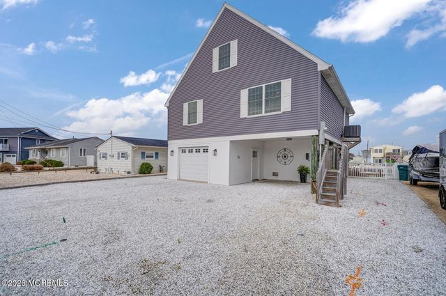 58 Lake Superior Drive, Little Egg Harbor, NJ 08087