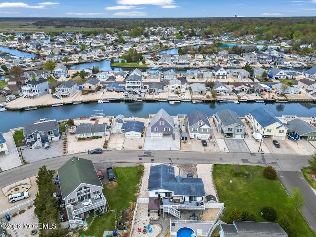 58 Lake Superior Drive, Little Egg Harbor, NJ 08087
