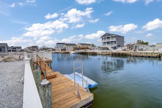58 Lake Superior Drive, Little Egg Harbor, NJ 08087