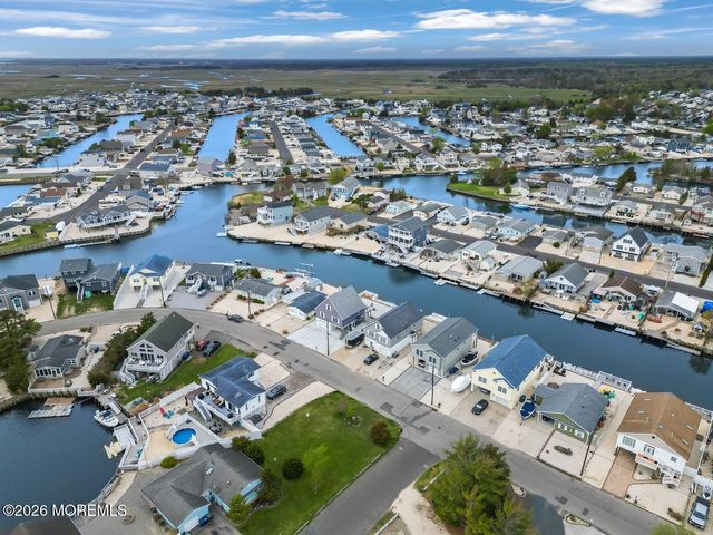 58 Lake Superior Drive, Little Egg Harbor, NJ 08087
