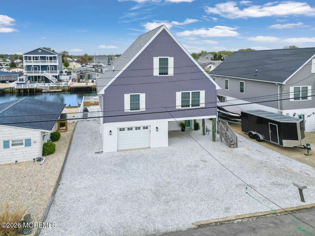 58 Lake Superior Drive, Little Egg Harbor, NJ 08087