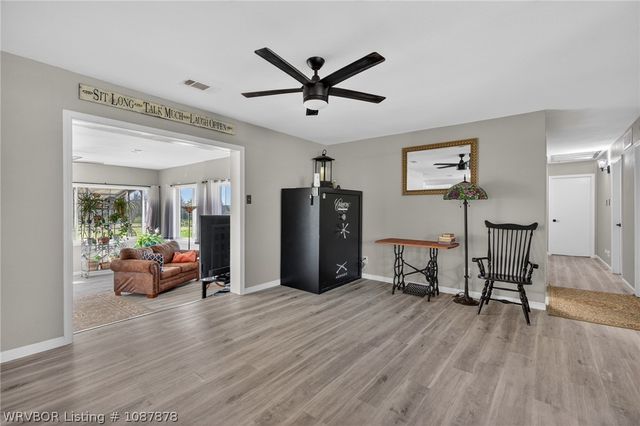 4505 Park Road, Lavaca, AR 72941