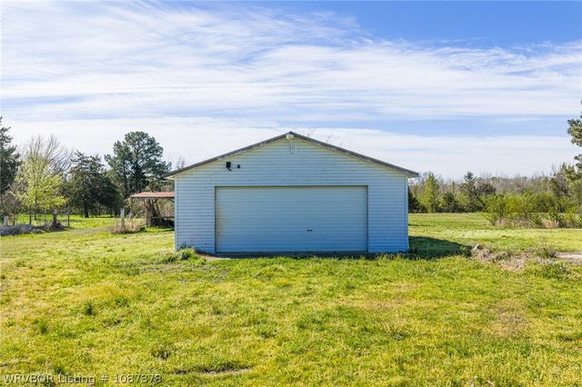 4505 Park Road, Lavaca, AR 72941