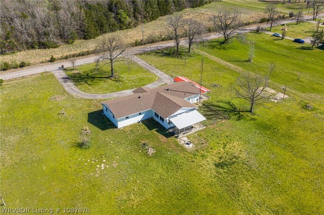 4505 Park Road, Lavaca, AR 72941