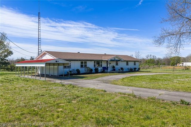 4505 Park Road, Lavaca, AR 72941