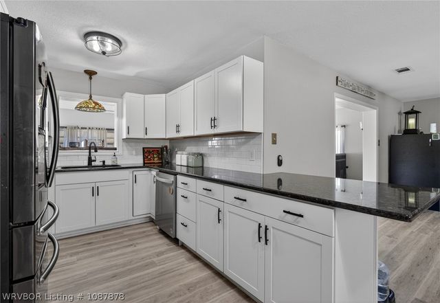 4505 Park Road, Lavaca, AR 72941