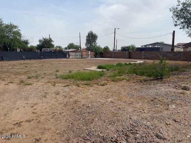 502 E Roeser Road, Phoenix, AZ 85040
