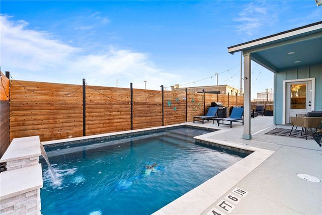 1931 Eskridge Road, Port Aransas, TX 78373