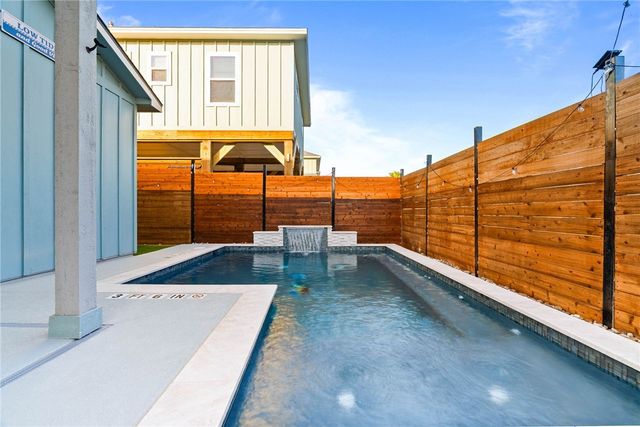 1931 Eskridge Road, Port Aransas, TX 78373