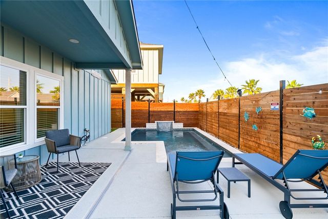 1931 Eskridge Road, Port Aransas, TX 78373