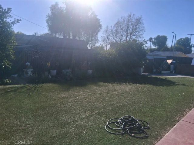 20550 Sherman Way, Winnetka, CA 91306