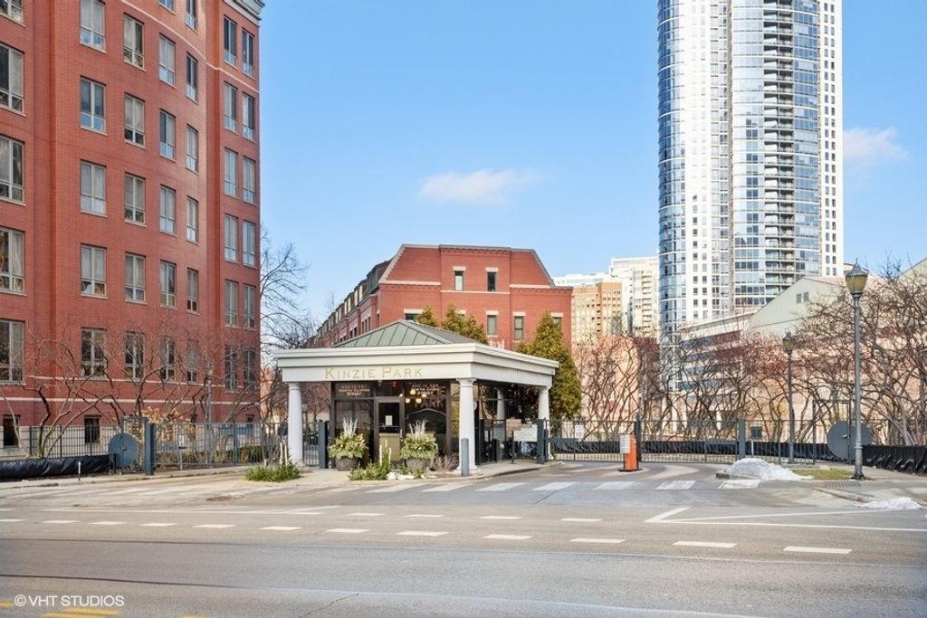 501 N Clinton Street 2701, Chicago, IL 60654 — photo 2