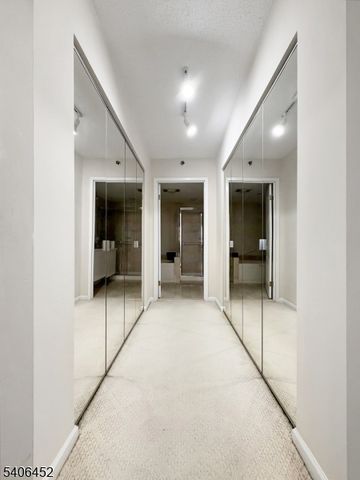 10 Smith Manor Blvd 418, West Orange Twp., NJ 07052