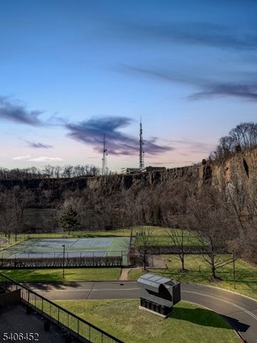 10 Smith Manor Blvd 418, West Orange Twp., NJ 07052