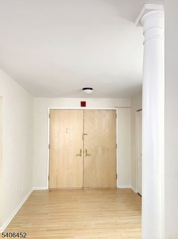 10 Smith Manor Blvd 418, West Orange Twp., NJ 07052