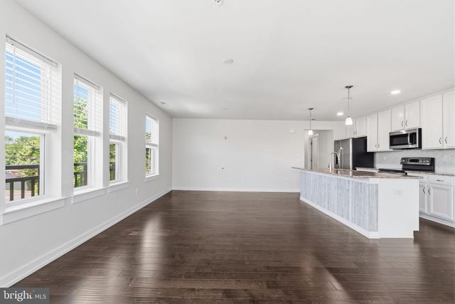151 E PRINCE GEORGE ST, Bensalem, PA 19020