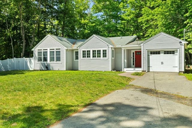 38 Fruit Street, Mansfield, MA 02048