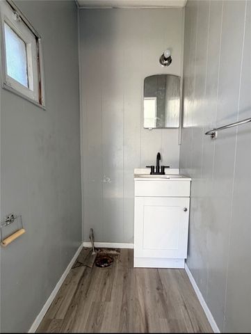 108 Park Rd, Ambridge, PA 15003