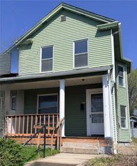 108 Park Rd, Ambridge, PA 15003