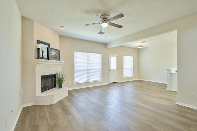 2823 Autumn Springs Lane, Spring, TX 77373