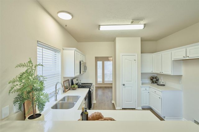 2823 Autumn Springs Lane, Spring, TX 77373