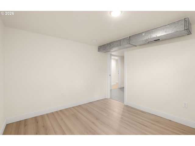 13001 Se CLAYBOURNE St, Portland, OR 97236