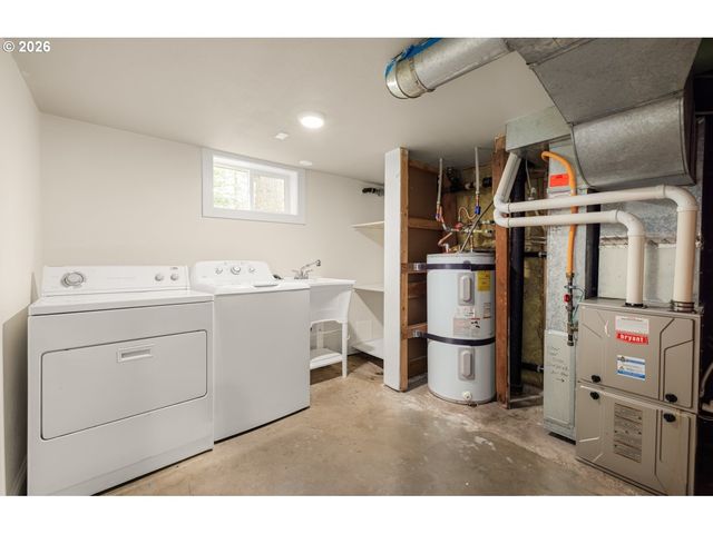 13001 Se CLAYBOURNE St, Portland, OR 97236