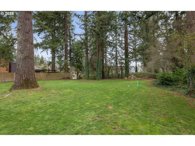 13001 Se CLAYBOURNE St, Portland, OR 97236