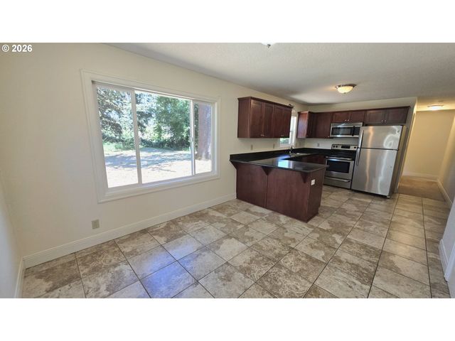 13001 Se CLAYBOURNE St, Portland, OR 97236