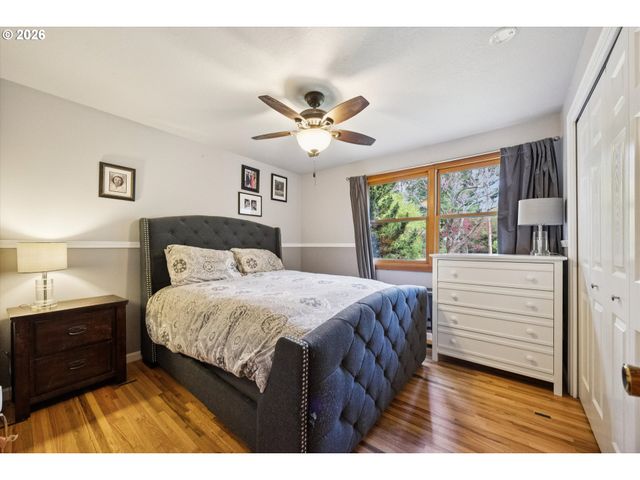 19113 TERRY Ave, Lake Oswego, OR 97035