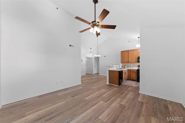 9740 Bexley Station Drive 7J, Unincorporated, MO 63123