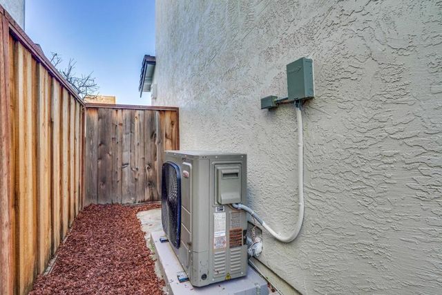 1979 Linden Lane, Milpitas, CA 95035