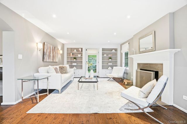 22 Taunton Road, Scarsdale, NY 10583