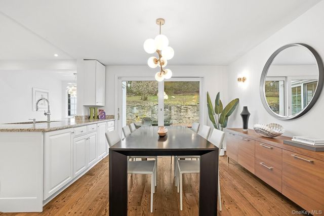 22 Taunton Road, Scarsdale, NY 10583