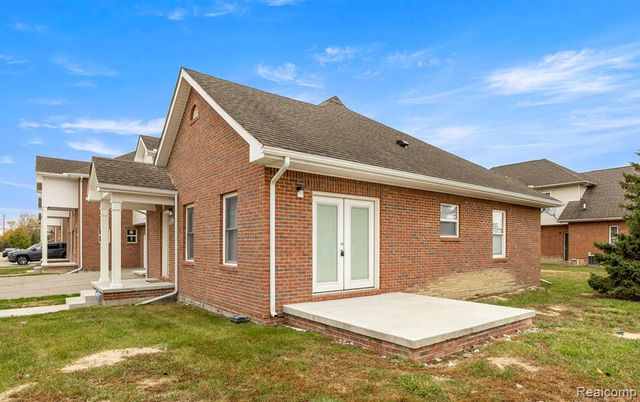 28202 Fortson Lane, Inkster, MI 48141