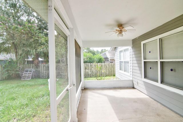 1017 NW 87 WAY, Gainesville, FL 32606