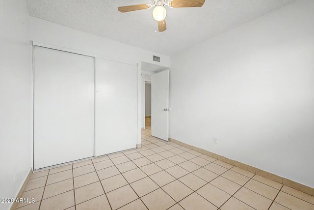 6944 W SOLANO Drive N, Glendale, AZ 85303