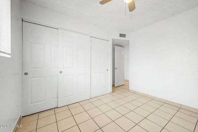 6944 W SOLANO Drive N, Glendale, AZ 85303