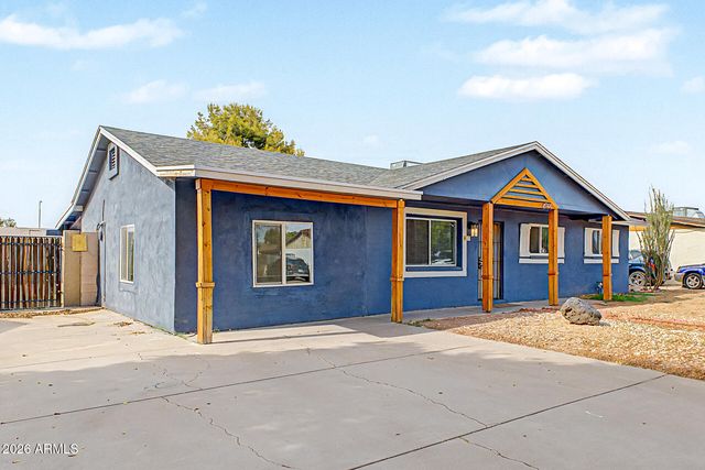 6944 W SOLANO Drive N, Glendale, AZ 85303
