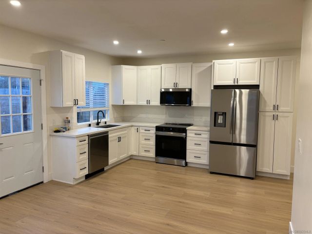 766-768 Delaware St, Imperial Beach, CA 91932