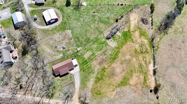 61 Old School Road, Perryville, MO 63775