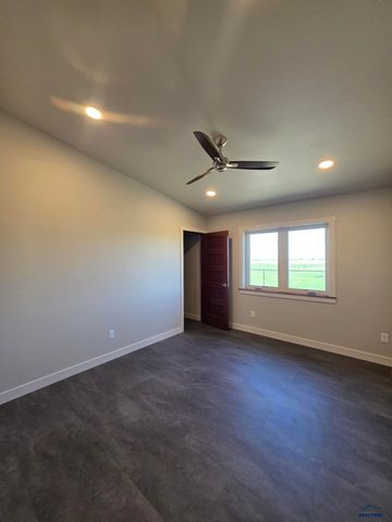 14480 BRAYLEE JO RD, Piedmont, SD 57769