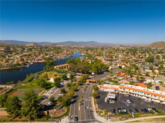 22232 Tumbleweed Drive, Canyon Lake, CA 92587
