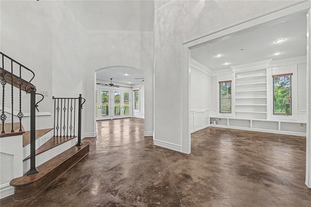6847 Western Trails Drive, Springdale, AR 72762