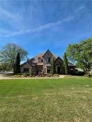6847 Western Trails Drive, Springdale, AR 72762