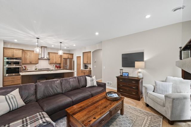 19320 Meadowridge Trail N, Marine On Saint Croix, MN 55047