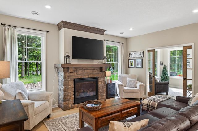 19320 Meadowridge Trail N, Marine On Saint Croix, MN 55047